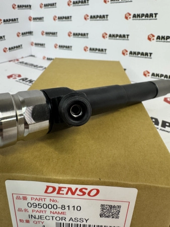Топливная форсунка Denso 095000-8110 / 1465A307 (К)