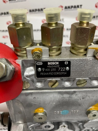 Топливный насос высокого давления (ТНВД) Bosch 9400030722 / 3928603
