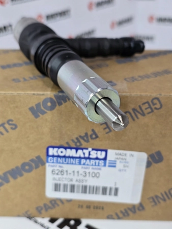 Топливная форсунка Komatsu 6261-11-3100 / 095000-6120 (К)
