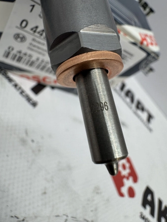 Топливная форсунка Bosch 0445110558 / 04123831 (К)*