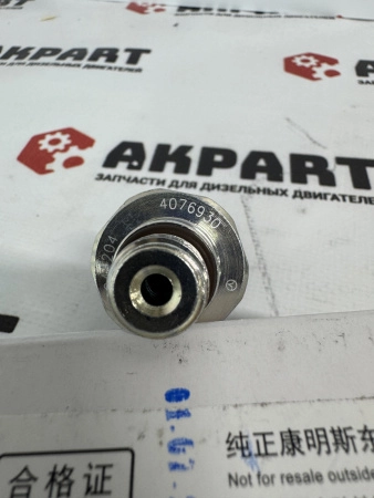 Датчик давления масла 4ISBе 4.5L, арт.4076930 (Оригинал)