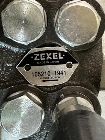 Топливный насос высокого давления (ТНВД) Komatsu 6162-75-2160 / Bosch 9400610982 (К)